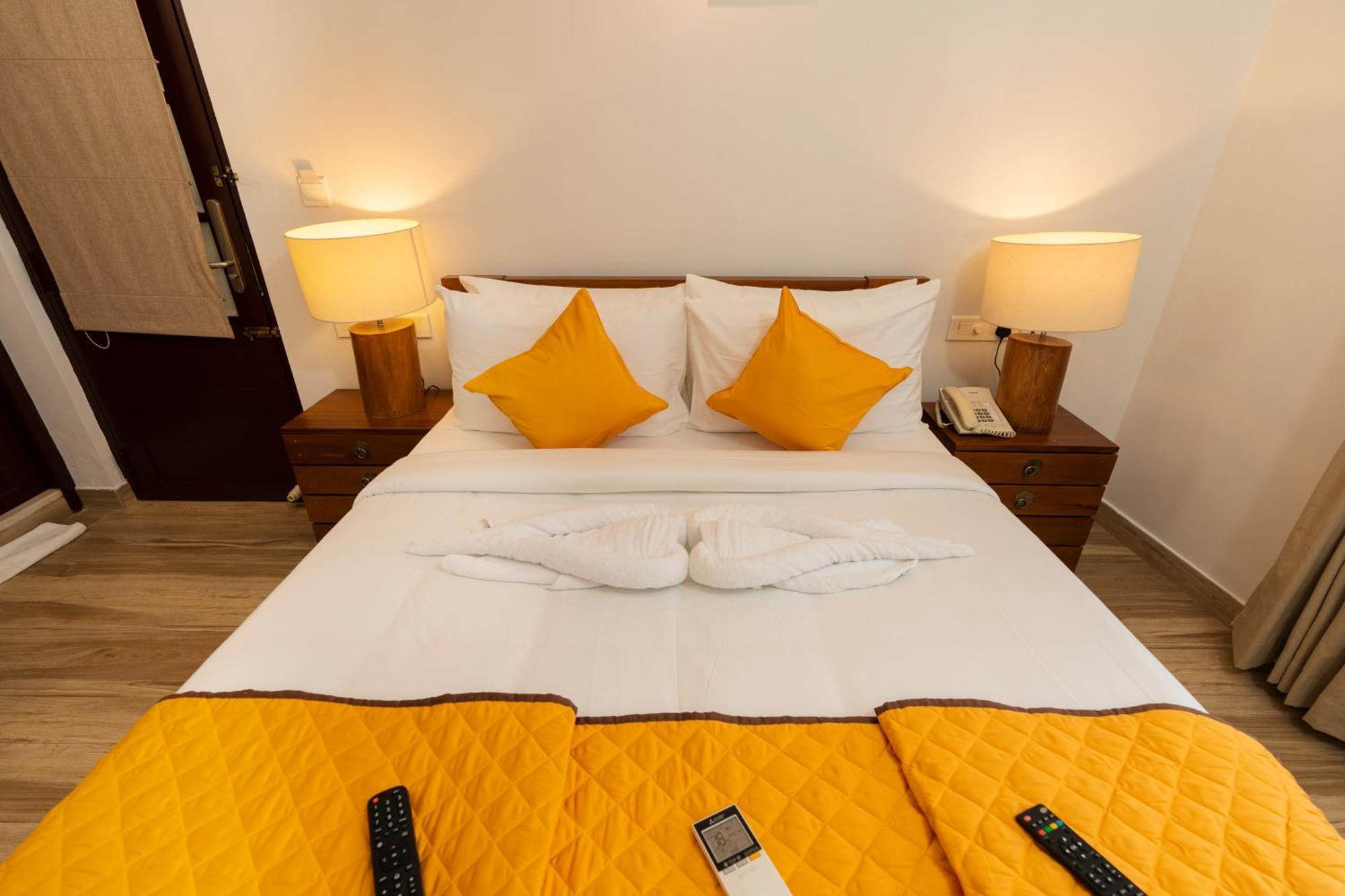 Solo Inn By Hawk Hospitality Коччи Экстерьер фото